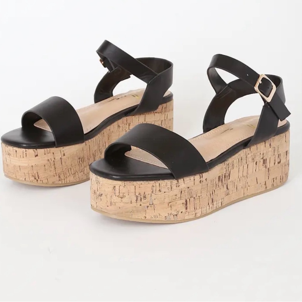 NIB Lulu's Grecia Black Platform Sandals 8.5